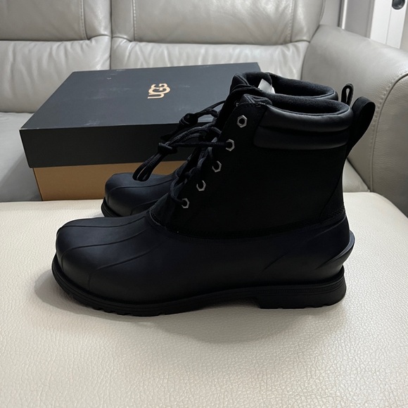 NWB - UGG Men's Gatson Mid Lace Up Boots - EU 43/US 10 - Picture 4 of 13